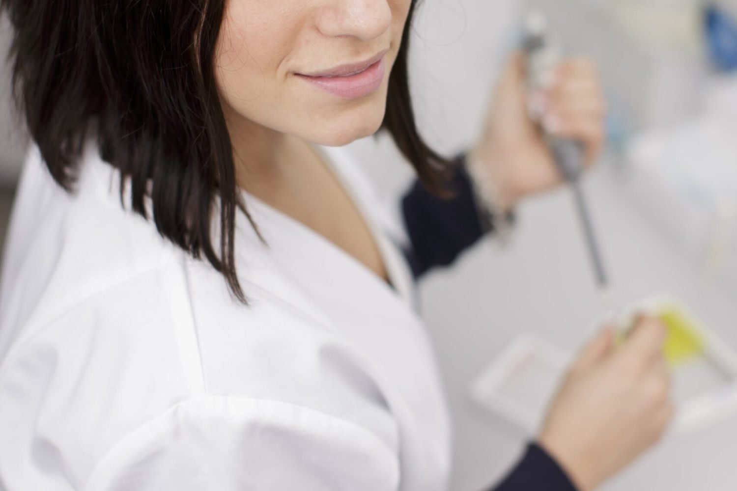 young-woman-medical-laboratory-min young-woman-medical-laboratory-min